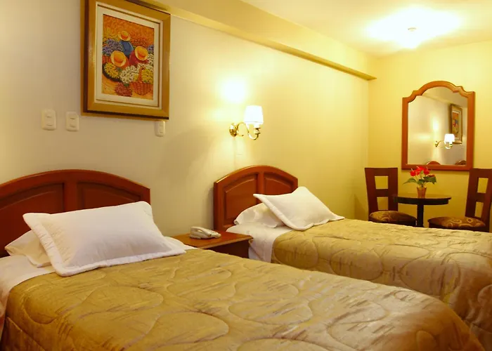 Hotel Manhattan Inn Airport Lima